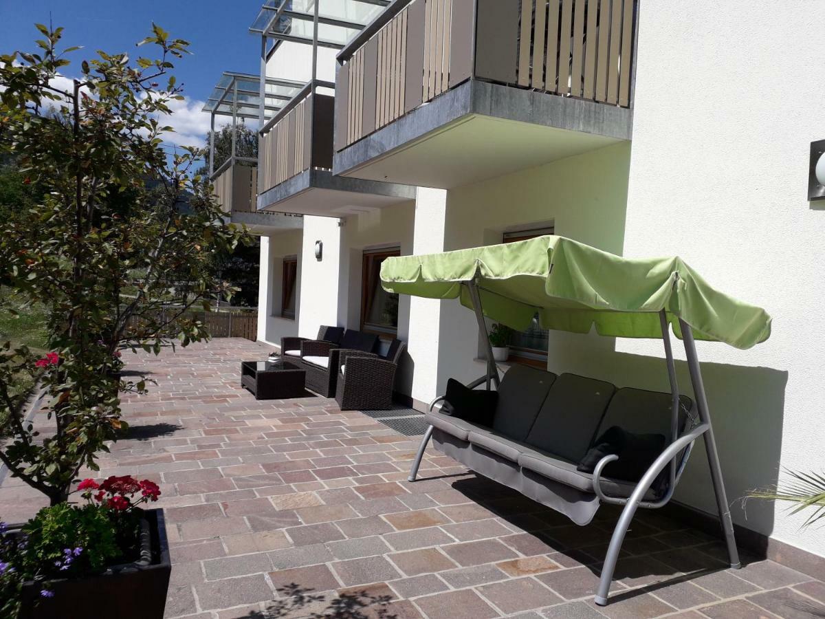 Garni Schorneck Bed & Breakfast Brunico Luaran gambar